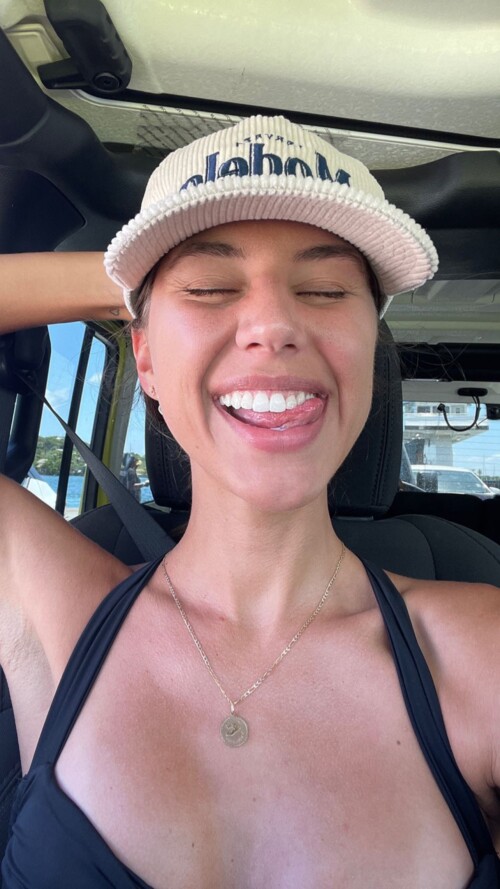 britmanuela 1694039997243601ec131550d7a60