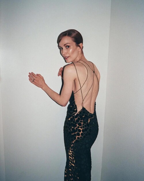 britt lower for vanity fair v0 i57ich4n7use180101b9f9d26df5d