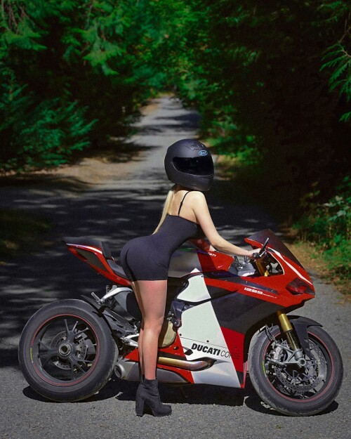 brooke.michelleee ClhvdBYrWdG 2