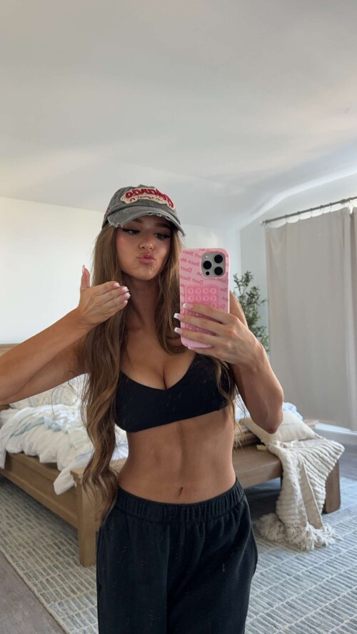 brookemonk RDownload37b44faabc7eea59