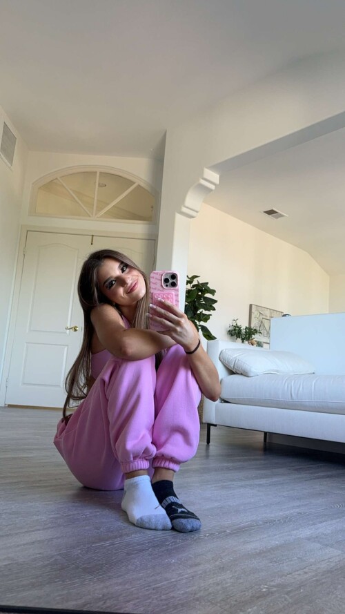 brookemonk RDownload8454cfded1e566d9