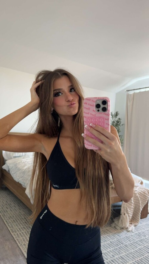 brookemonk RDownloada8e0672112cbcf06