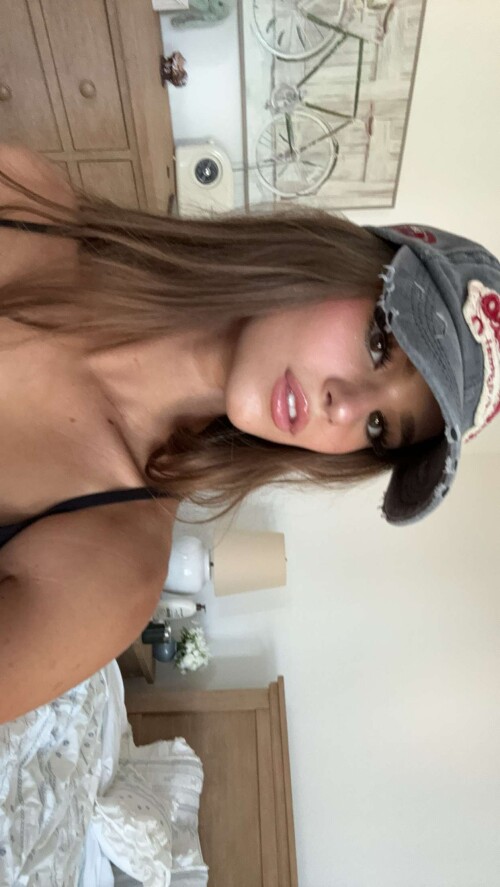 brookemonk RDownloadbe5c57e8e98c7106