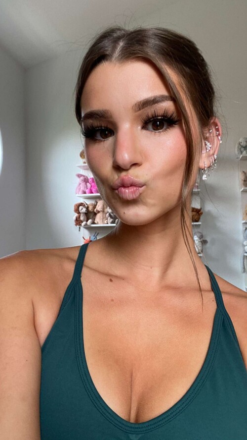 brookemonk 2024 07 13T00 02 028a932d816b099674