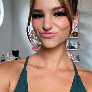 brookemonk-2024-07-13T00-18-28778589487efea7d1