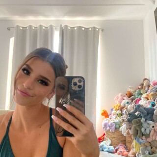 brookemonk-2024-07-13T00-27-44431e030ef3215d42