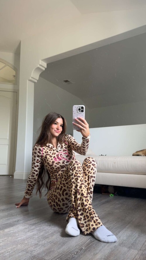 brookemonk 2025 09 17T20 23 1235f71276ceeef8f1