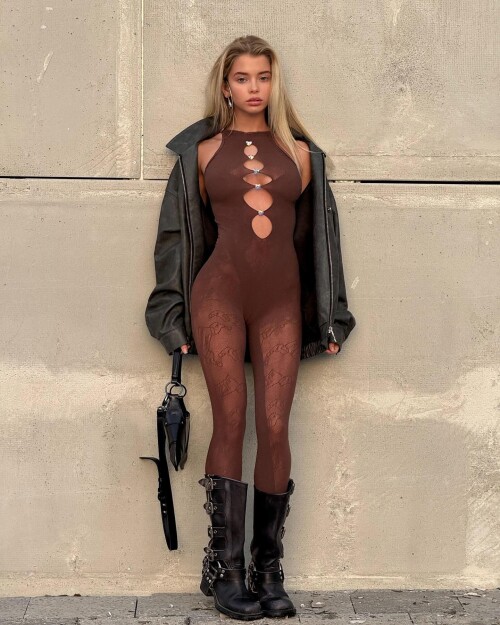 bul 49c8ea4e1883874e8