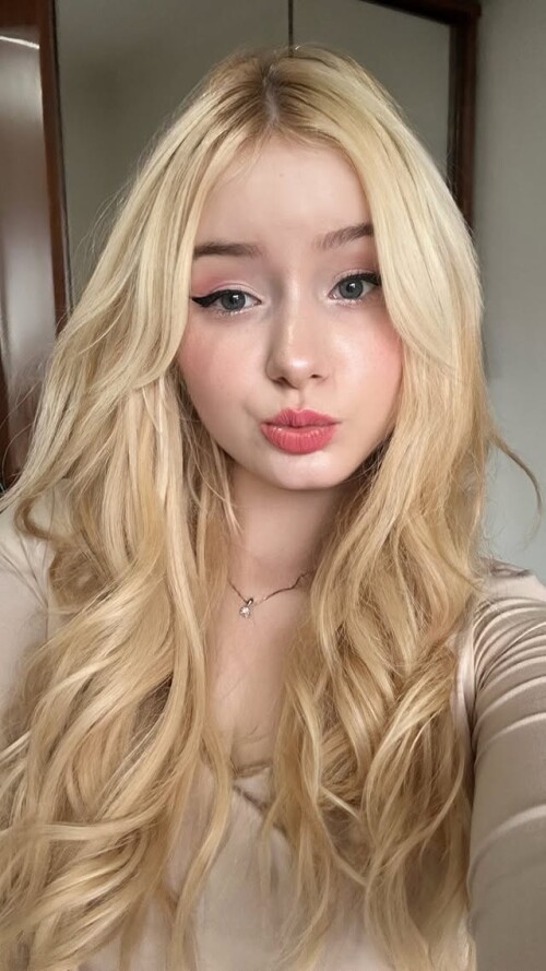 bulebarbie official highlight 17992783154338125JPG 242b687d61ec15cb7f