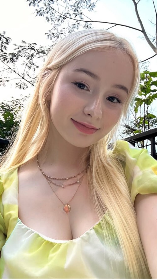 bulebarbie official highlight 17992783154338125JPGe106e16256a2401c