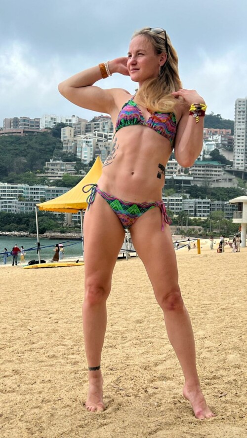 bulletvalentina 310399680358523700970ac8fb6c5cd9a7041ce3e09368e9c2b