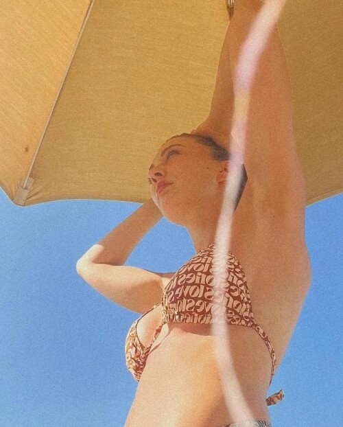 burcu ozberk v0 d3vjg8usedof1afc7656959747f34