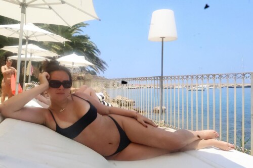 c13udia 20250614 0004e22708db4ce81cc3