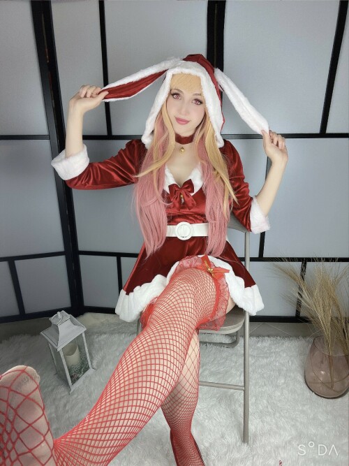 c19eec70 e6e8 40f3 b821 0fa4b9850270 4cf08bc8 7be2 49ec 81b2 7ee1a71bb865