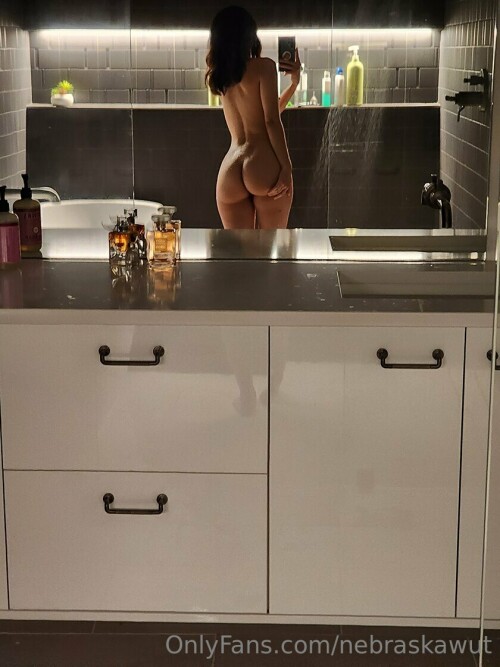 c30026ff b877 408b 9eef 2bcade6ba4ec