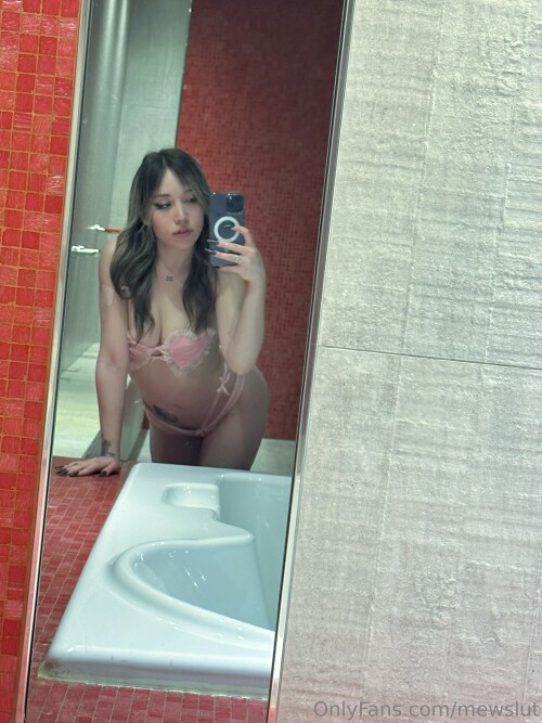 c6857571 b4f0 4147 85c3 42d894f93625012c68abcc8740d7