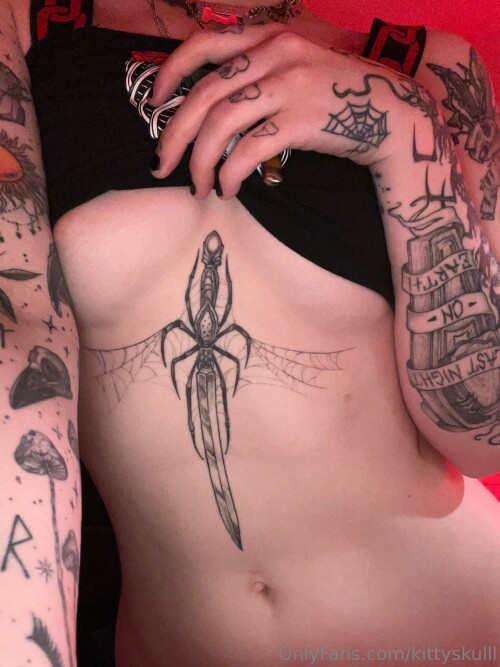 c8a04ba7 9f05 4364 b72f 05cc954824eaa2504a64aa4fa2c5