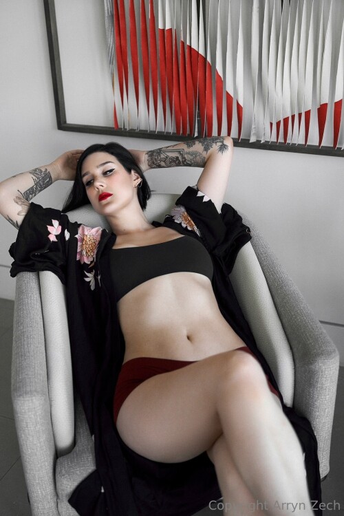 c9afe8f05d0a1e272099fd28696be07efdcc4e83814492c5