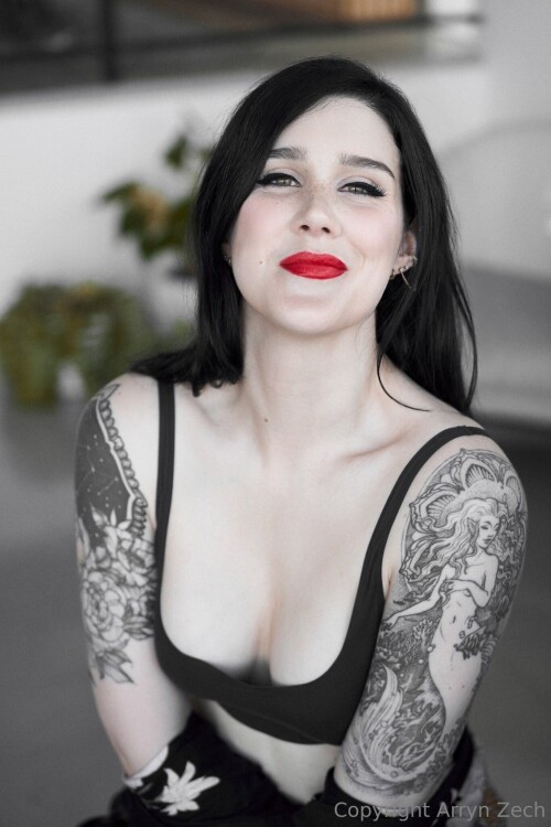 caf96fd220904745564edab9ccae9a202b1c4aa278fd5e21