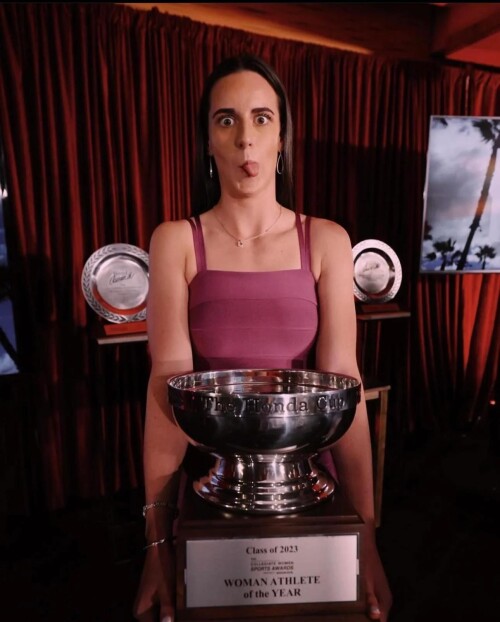 caitlin clark v0 s9zmg91r587d12d536580f3941fec