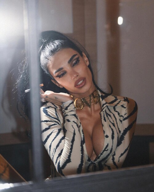 callmelolita 20220202 00011338c34cc79eba33