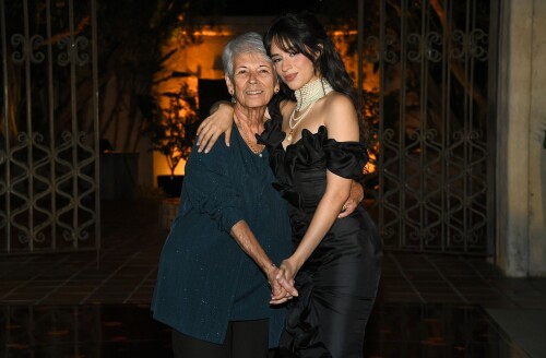 camila 224cc860c285afcaea