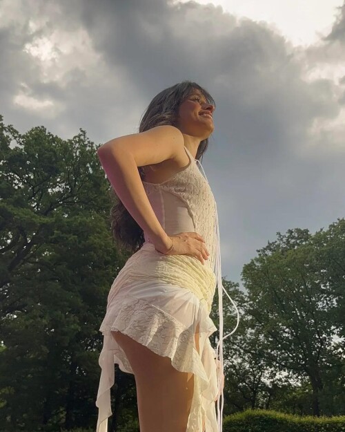 camila cabello v0 kmorlzcbtiaf11f51bd481e4f22a0