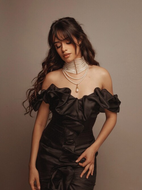 camila cabello photo DQfO3jhkqV8 20251031 170321 572302194d74b8fb41bc6b19b