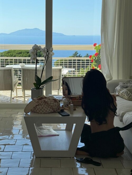 camila cabello 1752513615 3676673145667061903 19596899f7657d38a6e8c875