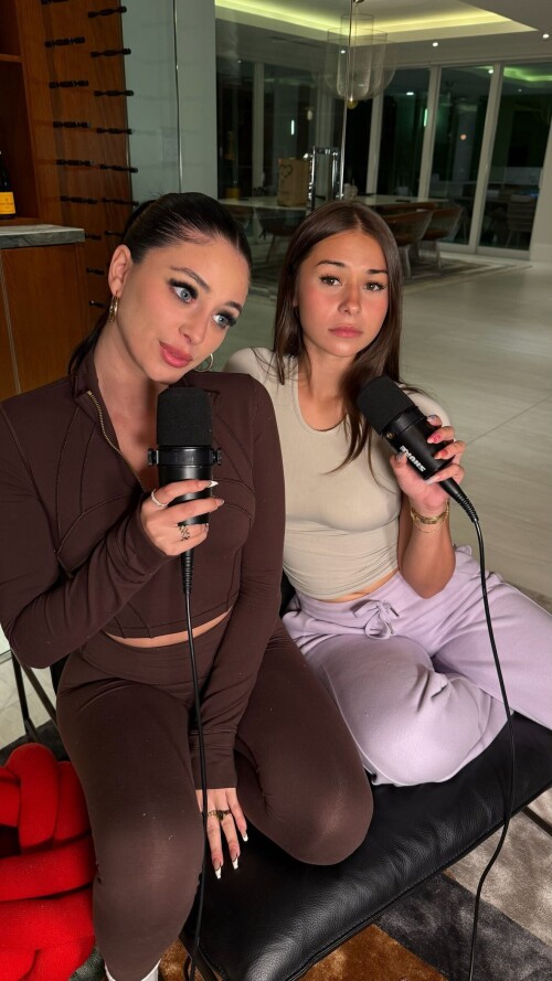 camilla classy 2024 11 22T08 31 43e543f0c1dbf3fb0c