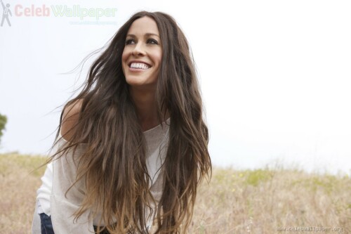 canadian_singer_alanis_morissette_pictures_024dfa61c39b18b946.jpeg