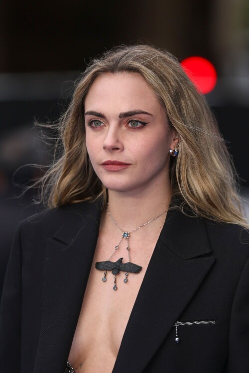 cara 49a95c6f6ba384e2cc