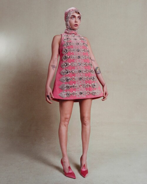 cara delevingne w magazine tv portfolio 2023 194d74f403eb8e60b