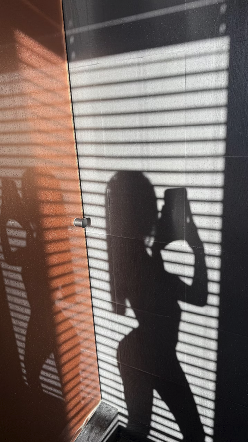 caryn-shadow1e24c744535fdf4d5