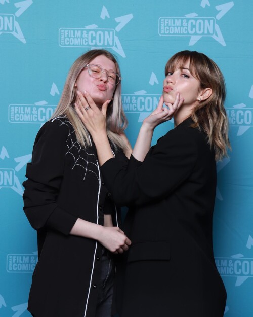 caseysconlife 17462046023097d17f139b3f79f66