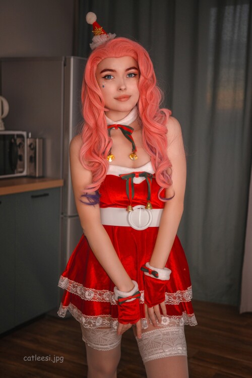 catleesi 5fbf08a8f9a8867a6