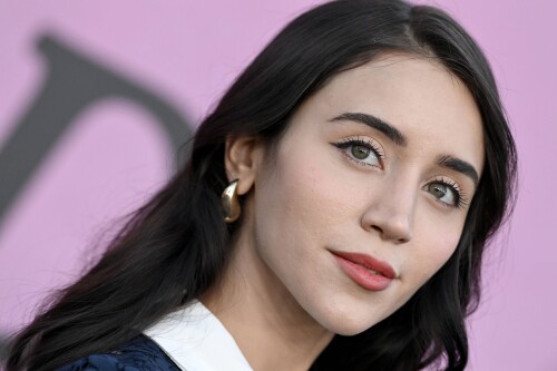 caylee4 31 a6a437449a21612a