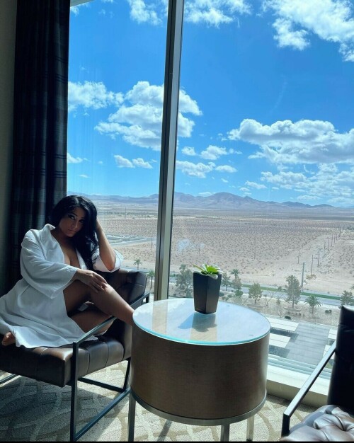 cb935d5043ee240ef3d0a65a9123b9a4