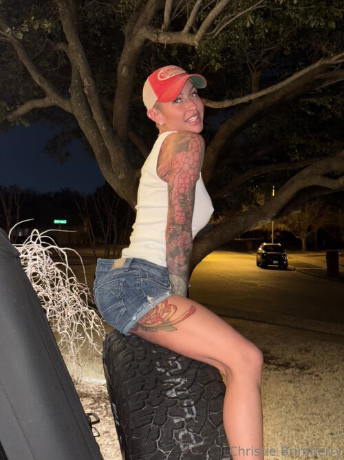 cbjw278e58bf93e67f47b