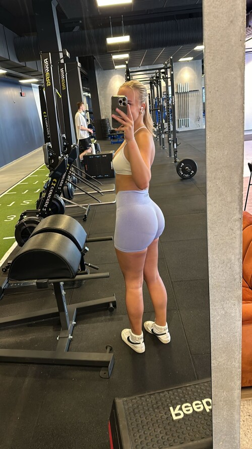 cecilie hoyer story 337512187062147198543c6837eaee53b7f