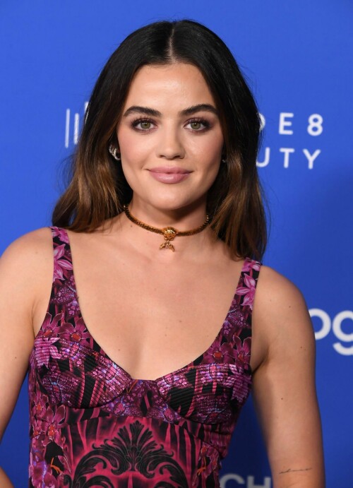 celebrity lucy hale JDC2s3ba7861f20a402b2e