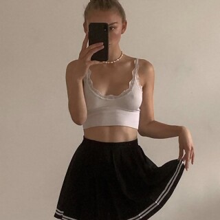 celebs-julia-wulf-aNt1gv903d9d307a270436