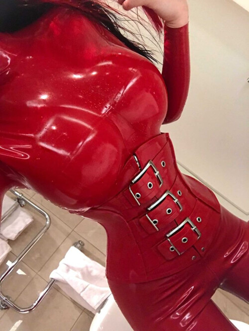 cfbc7e003db446949e869f91c943b7ed