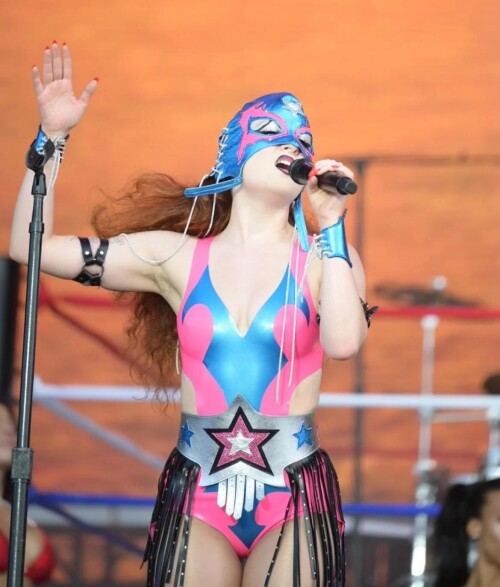 chappell roan v0 uv4uyxyy85gd1789a7d1a3e55703d