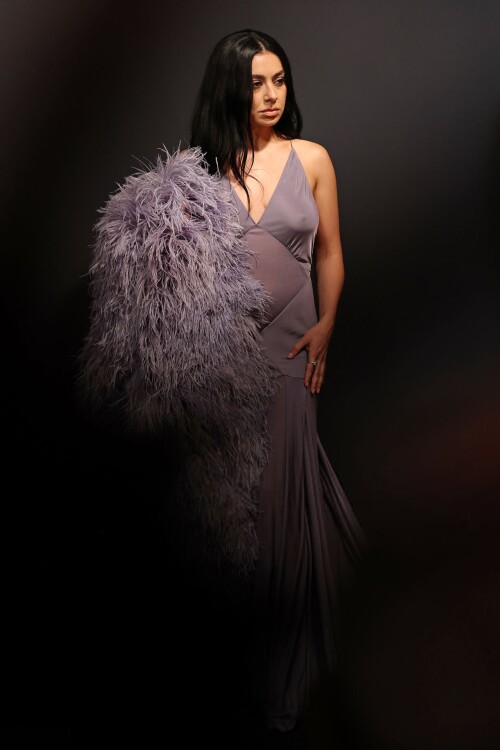 charli 43cc8346b1f72b5ff3