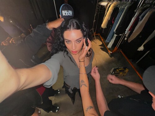 charli_xcx_1727639767_3468016186065576924_1997324909b956d15ba8e5165