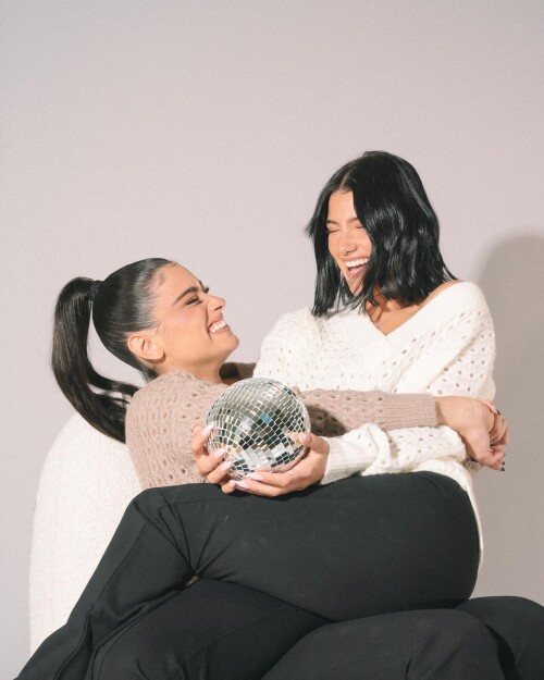 charlidamelio 5d79244f5e7846c8afa0f19750a9ca7b3868e9b3f9d94207