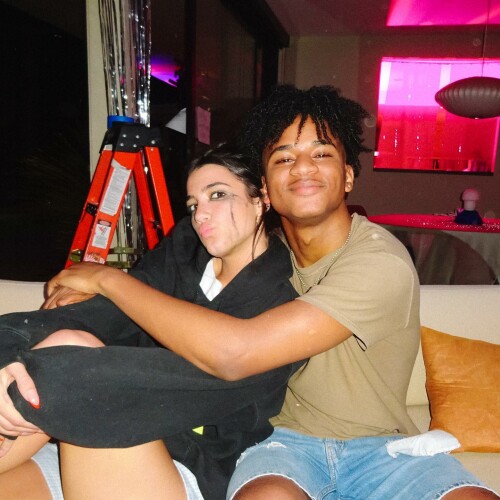 charlidamelio hlen 20221026 220709 313021555 167964885882940 1606028288143037579 n