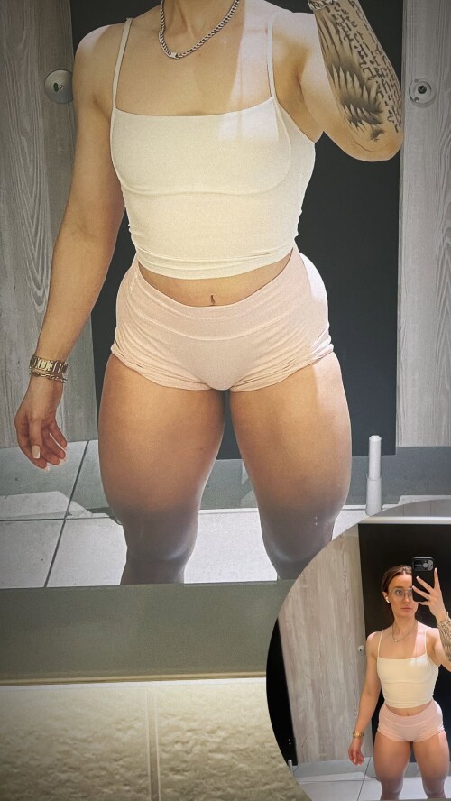 charlottejconnell 1736250836930252e3a283f5e7759