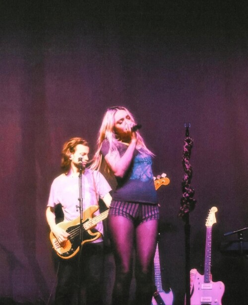 charlotteslawrence 20250614 150227 3510162608416bf773e2e320d9